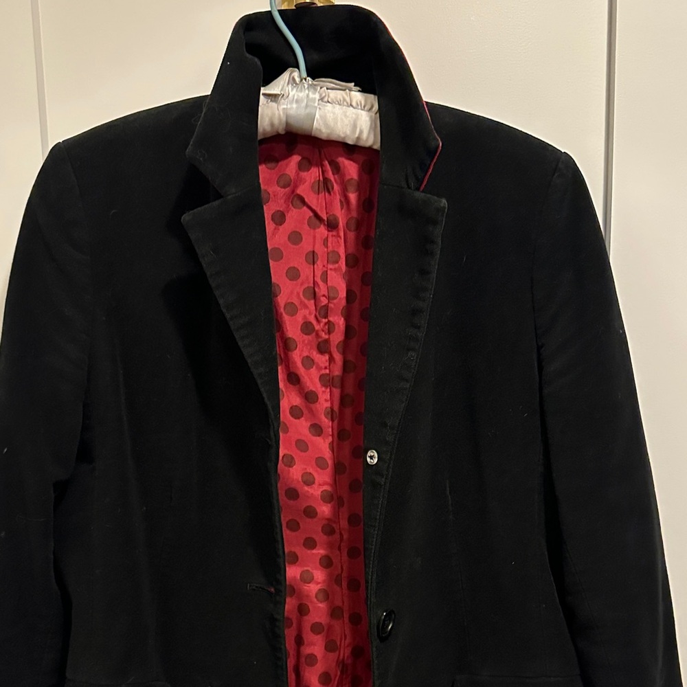 Elegant Black Boden Velvet Long Coat with Red ‘under’ Collar